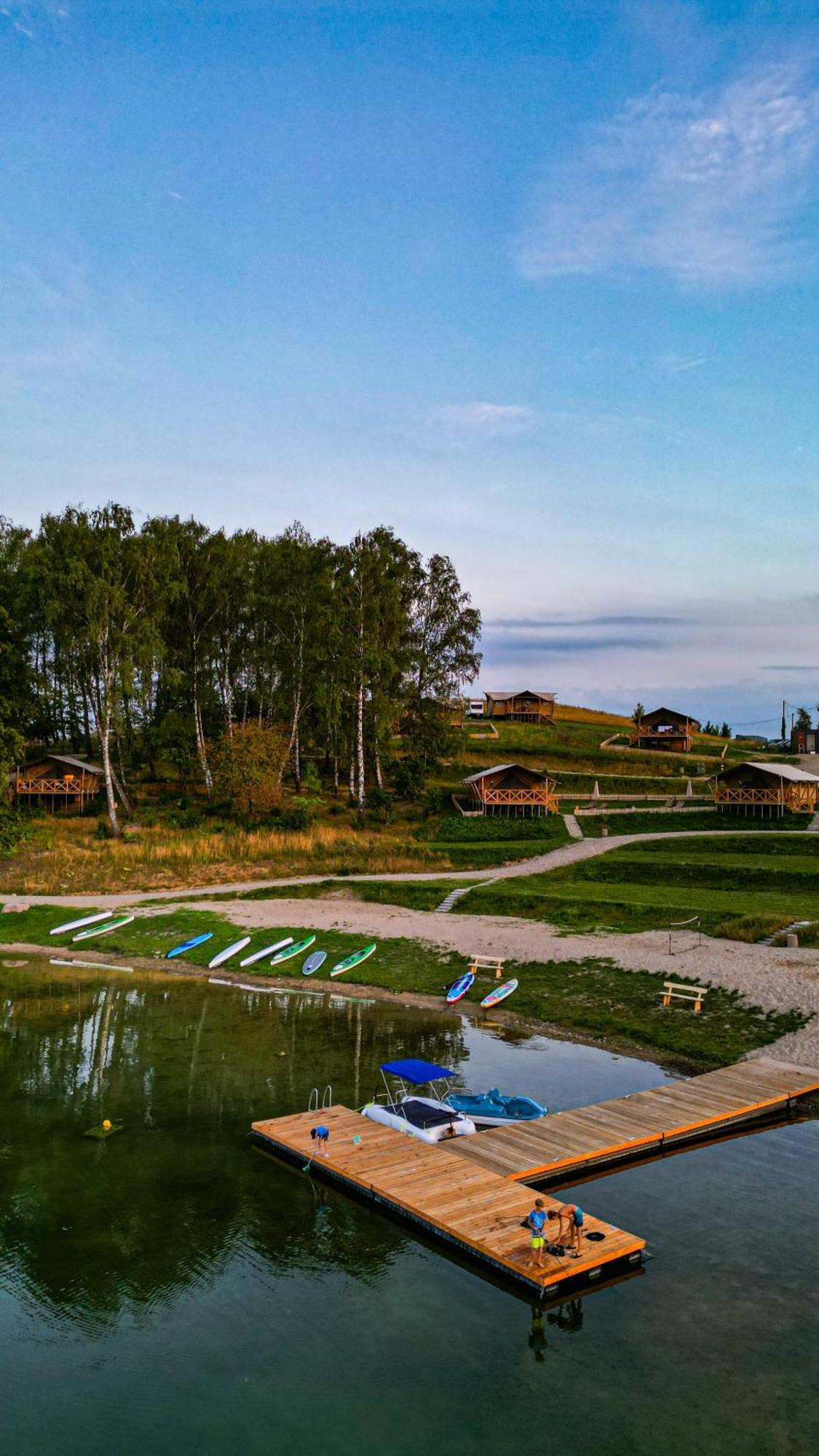 Wioska Wakacyjna Glamila Hotel Sterlawki Wielkie Bagian luar foto